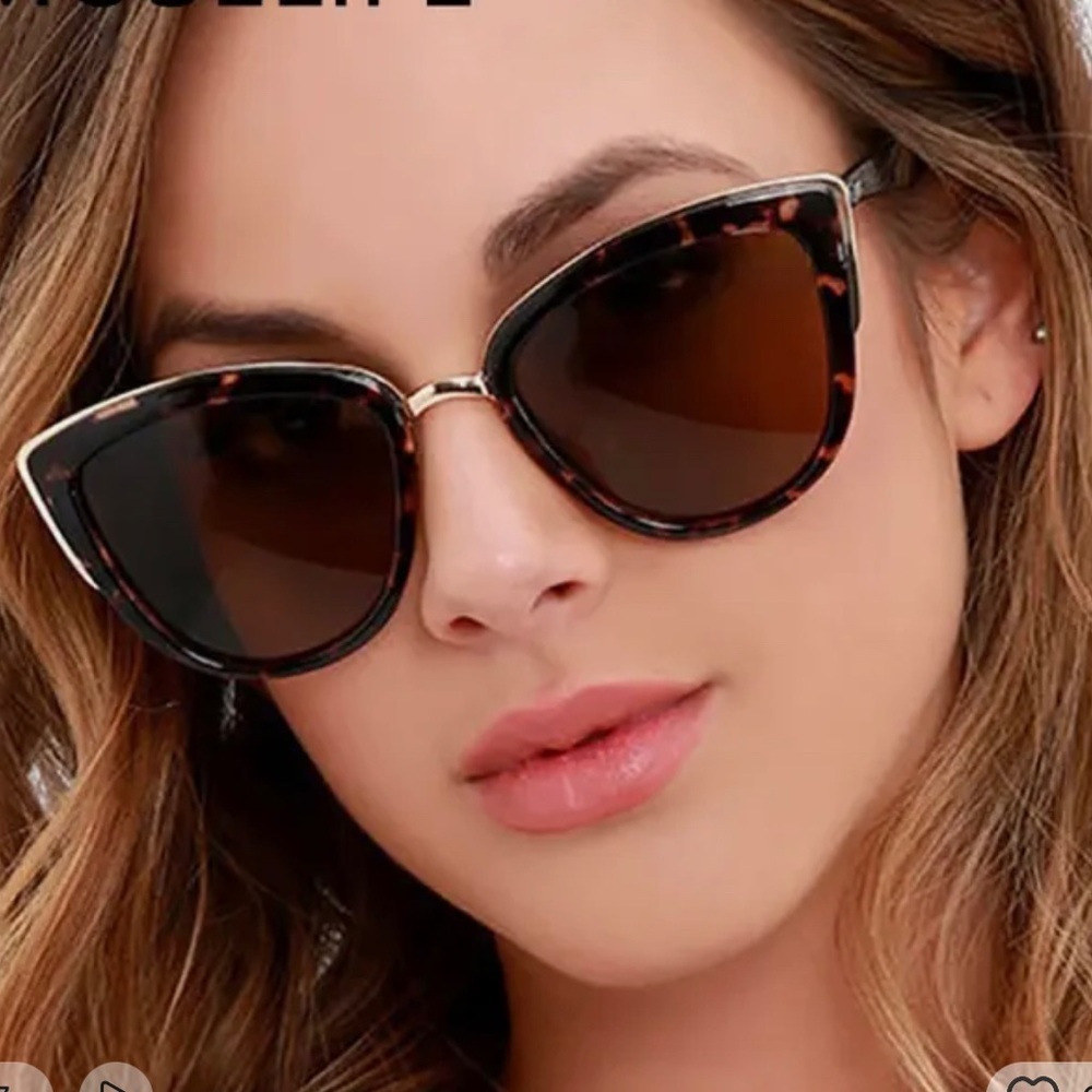 Vintage-Inspired Cat Eye Sunglasses - 400 UV Protection - Chic Retro Style